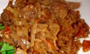 In a slow cooker, stewed cabbage Stewed cabbage in a slow cooker recipe without